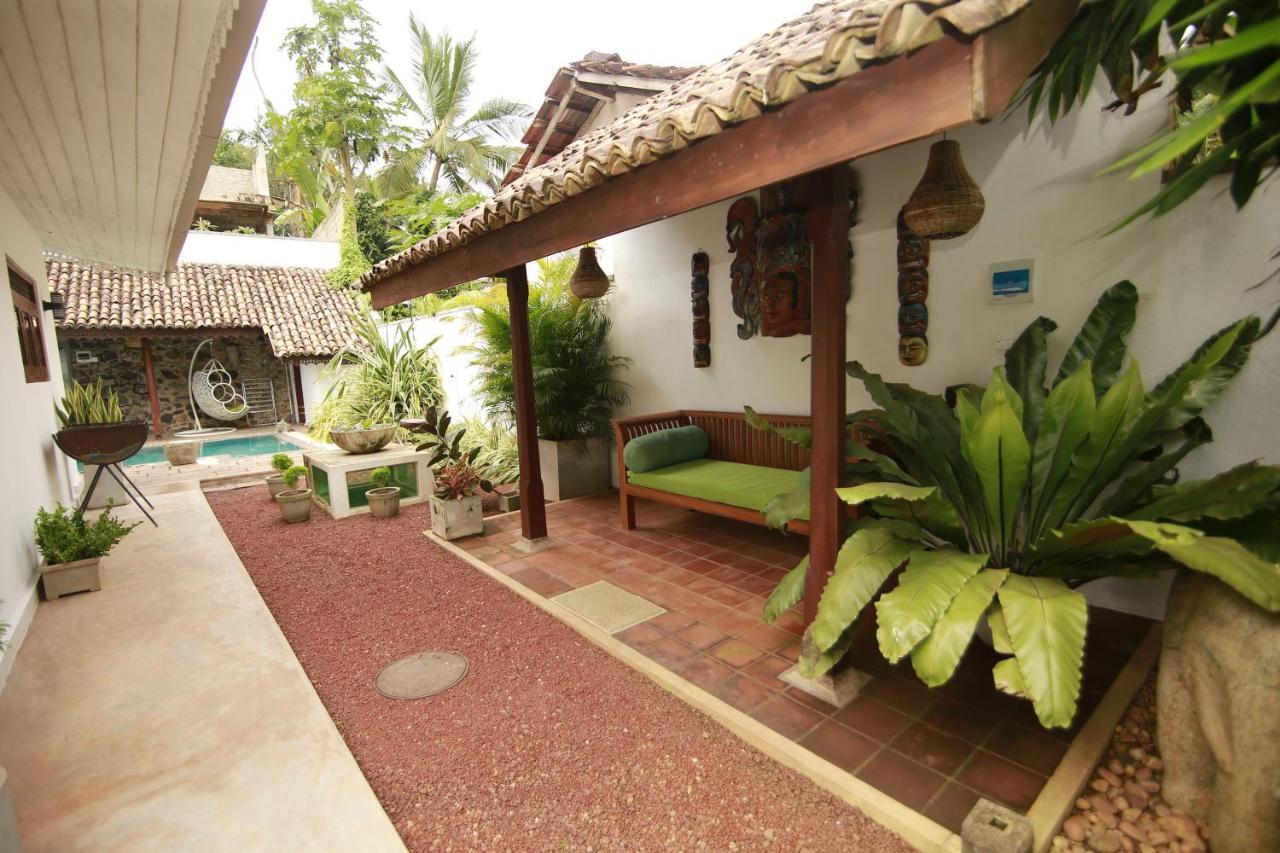 Rock Elephant Villa Hikkaduwa Exterior photo